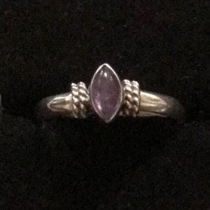 Retro 925 Sterling Silver Ring with Amethyst stone